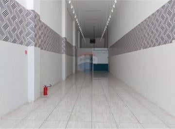 Comercial · 105m² · 1 Vaga · Sala Comercial para alugar em Centro de 105.00m² com 1 Garagem