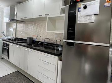 Apartamento · 70m² · 2 Quartos · 1 Vaga · Apartamento para alugar em Jardim São Lourenço de 70.00m² com 2 Quartos e 1 Garagem