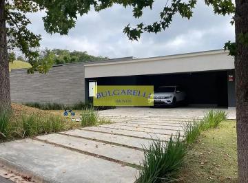 Casa · 408m² · 5 Quartos · 8 Vagas · Casa para venda em Ivoturucaia de 408.00m² com 5 Quartos, 3 Suites e 8 Garagens