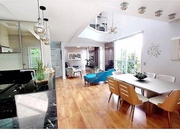 Casa · 209m² · 3 Quartos · 2 Vagas · Casa para venda em Bairro Inválido de 209.00m² com 3 Quartos, 1 Suite e 2 Garagens