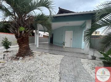 Casa · 164m² · 3 Quartos · 3 Vagas · Casa Alvenaria em Carianos, Florianópolis/SC