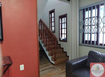 Casa · 219m² · 4 Quartos · 2 Vagas · Casa à venda no bairro Carianos - Florianópolis/SC