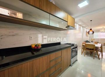 Casa de 2 quartos, Samambaia · QN 208 - 98224-8049 - CASA COM VARANDA METRO LAJE AR-CONDICIONADO LAJE SUÍTE ACEITA FINANCIAMENTO