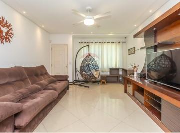 Casa · 185m² · 3 Quartos · 2 Vagas · Casa ampla com suíte, hidromassagem e espaço gourmet em Pirituba - Chácara Inglesa