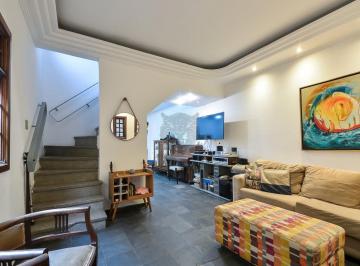 Casa · 185m² · 3 Quartos · 2 Vagas · Sobrado para venda em Campo Belo com 3 quartos, sendo 1 suíte, 185m²