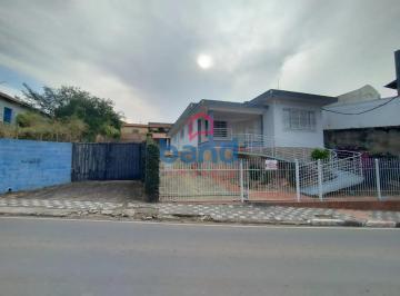 cc3a03f3-133b-4de9-9bec-c864bc77dac71786733151510.jpg · Casa para locação, Centro, Porto Feliz, SP