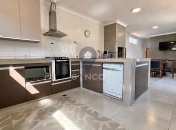 Casa · 250m² · 6 Quartos · 2 Vagas · CASA PARA VENDA E LOCAÇÃO, NO BAIRRO JARDIM MESSINA, NA CIDADE DE JUNDIAÍ