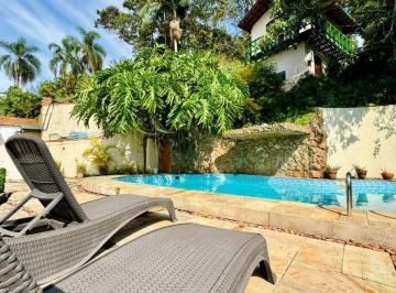 697880d8-d622-41df-9a27-14762583848b · Casa no condomínio Rua Indore para venda com 3 quartos, 1,000m²