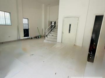 Comercial · 200m² · 2 Vagas · Loja/Salão em Centro  -  Guaimbê