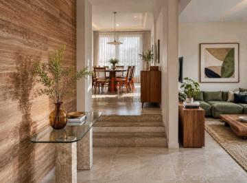 Casa · 318m² · 5 Quartos · 4 Vagas · Casa com 5 Quartos sendo 3 suítes, à venda no bairro Ouro Preto!