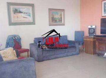 Apartamento · 80m² · 5 Quartos · Oportunidade para Morar no Carlos Prates ,amplo apartamento com 5 Quartos -Sem Garagem