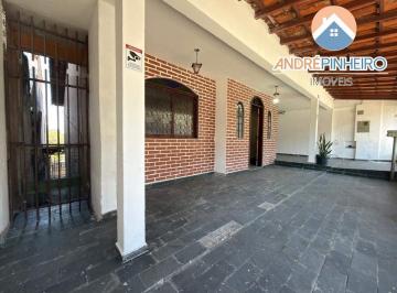 Casa · 189m² · 2 Quartos · 2 Vagas · Casa Comercial na Av. Dr. Cristiano Guimarães – 300 m² de lote na principal avenida do Planalto