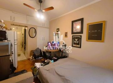 Apartamento · 22m² · 1 Quarto · 1 Vaga · Kitnet à venda no José Menino – Prédio Frente Mar!