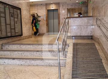 Comercial · 35m² · Sala andar alto Presidente Vargas.