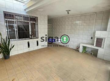 Casa · 130m² · 3 Quartos · 2 Vagas · Casa à venda com 3 dormitórios e suíte