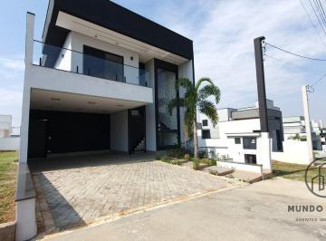 Casa · 300m² · 3 Quartos · 4 Vagas · Sobrado em condomínio Alto Padrão 3 suítes