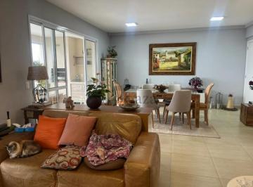 Apartamento · 118m² · 3 Quartos · 2 Vagas · Oportunidade - Apartamento - Edifício Piaget - Urbanova - 3 Dormitórios - 118m².