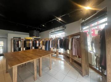 Comercial · 75m² · 1 Vaga · Loja de esquina para locação, 70m² na Vila Assunção - Santo André/SP