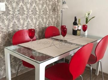 Apartamento · 48m² · 2 Quartos · 1 Vaga · Apartamento Padrão em São José dos Campos