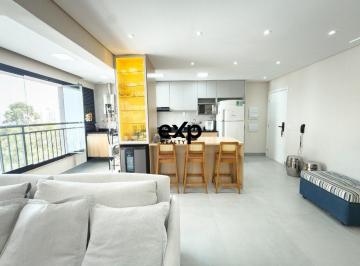 Apartamento · 69m² · 2 Quartos · 1 Vaga · Apartamento à venda com varanda fechada, 2 dormitórios (1 suíte), 69m² no Condomínio Bonnard - Alpha