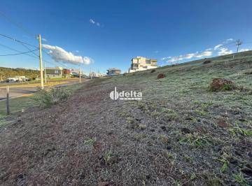 Terreno · 311m² · Terreno em condomínio disponível para venda no bairro Granja Marileusa em Uberlândia-MG