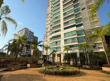 Apartamento · 161m² · 3 Quartos · 3 Vagas · Apartamento com 3 Suítes Alto Padrão, Centro, Joinville-SC