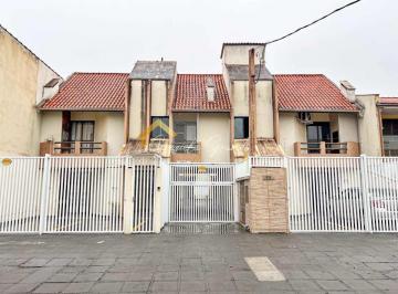 2000124046d4ecdca00e265beab722.jpeg · Sobrado à venda em Caiobá Mobiliado, 500 metros do mar, com 3 quartos 1 suíte máster , 62m², Matinho
