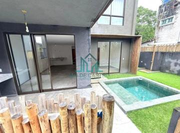 Casa · 117m² · 2 Quartos · 2 Vagas · Casa com 2 Suítes, 117m² e Piscina com área gourmet à venda na Praia do Marceneiro - Rota Ecológica
