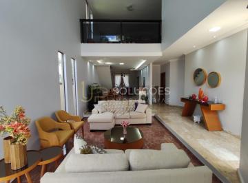 Casa · 240m² · 4 Quartos · 2 Vagas · Sobrado 4 Suítes (Master c/ Closet) + Sauna + Área Gourmet | Condomínio Europa II