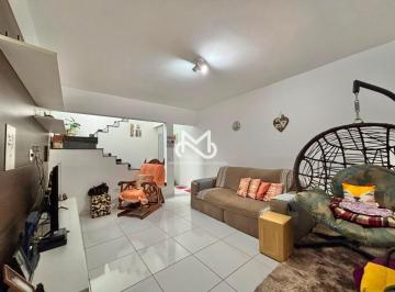 Casa · 195m² · 3 Quartos · 2 Vagas · Casa com edícula à venda no Jardim Indaiá em Bertioga/SP