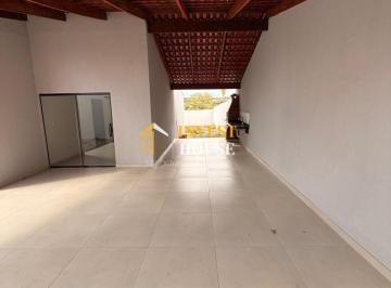 Casa · 125m² · 3 Quartos · 1 Vaga · Casa usada reformada de 2/4 com quintal grande