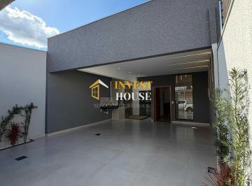 Casa · 105m² · 3 Quartos · 1 Vaga · Casa 3/4 com ofurô, lindíssima Bairro Itamaraty