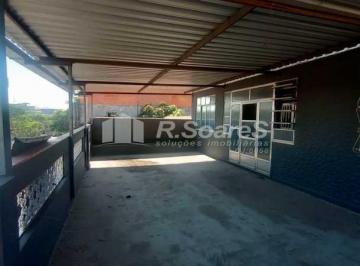 Comercial · 746m² · 3 Quartos · 4 Vagas · Imóvel comercial e 3 apartamentos com 2 quartos em Madureira Rj.