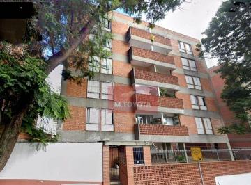 Apartamento · 80m² · 2 Quartos · 1 Vaga · Apartamento para venda e aluguel em Centro de 80.00m² com 2 Quartos e 1 Garagem