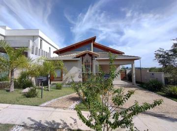 Casa · 219m² · 3 Quartos · 4 Vagas · Casa para venda em PARQUE DAS QUARESMEIRAS de 219.00m² com 3 Quartos, 1 Suite e 4 Garagens