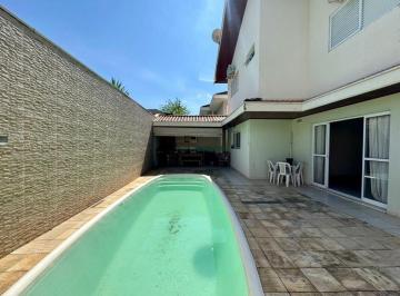 pw4yyum2owm1ngfkoti2odg2_md · Casa à venda no Condomínio Floradas da Serra, Urbanova, SJC/SP