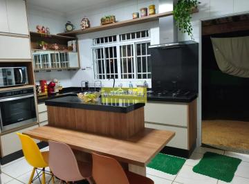Terreno · 200m² · 3 Quartos · 6 Vagas · Chácara para venda em Chácaras Santa Martha de 200.00m² com 3 Quartos, 1 Suite e 6 Garagens