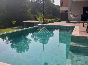 Casa · 394m² · 4 Quartos · 4 Vagas · Casa para venda em Ivoturucaia de 394.00m² com 4 Quartos, 4 Suites e 4 Garagens