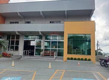 Comercial · 90m² · 4 Vagas · Imóvel Comercial para alugar em Centro de 90.00m² com 4 Garagens