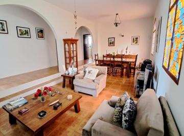 0 · Casa à Venda em Barão Geraldo com 322m²