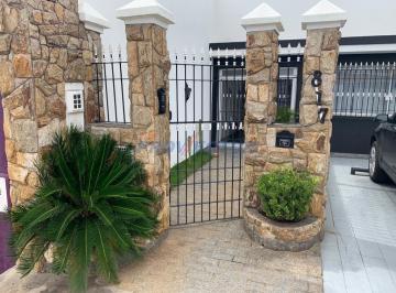 0 · casa à venda em Jardim do Lago