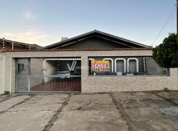 0 · casa à venda em Parque da Figueira