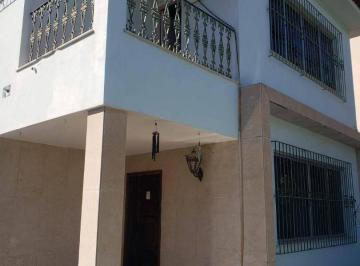 3b13a2e6aca2b7b43d42e63d83cb1c41ca040156 · Casa com 4 dormitórios à venda por R$ 1.272.000,00 - São Francisco - Niterói/RJ