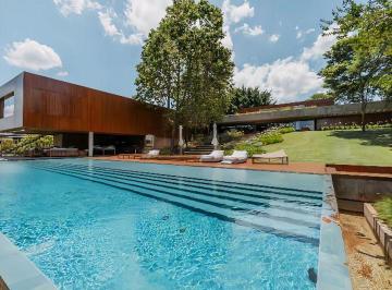 a70bbb730f32fc78371507f0b64e8ba14c476148 · Casa com 7 dormitórios à venda, 1580 m² por R$ 54.000.000,00 - Porto Feliz - Porto Feliz/SP