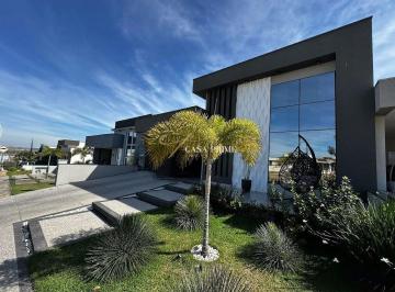 7f609e7260039a158915ee30d57315cca08a8be1 · Casa Residencial à venda, Jardim Esplanada, Indaiatuba - CA4116.