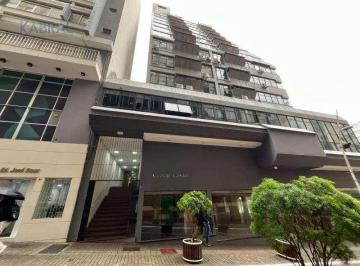 Comercial · 32m² · Crystal Center