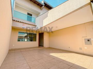 Casa · 132m² · 2 Vagas · Sobrado Geminado 3 Dormitorios prox. ao HU - Jardim Perola