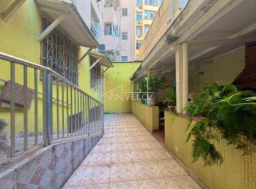 Apartamento · 154m² · 3 Quartos · Apartamento :  / Residencial / Catete