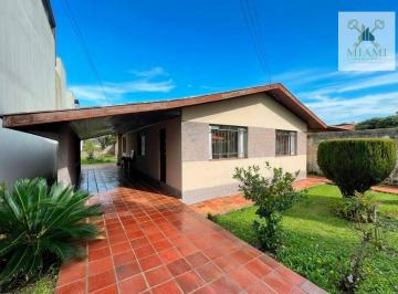 dbec110115935f8d26457c9f2511211d6dd6e812 · Casa com 3 dormitórios para alugar, 100 m² por R$ 3.200,00/mês - Hauer - Curitiba/PR