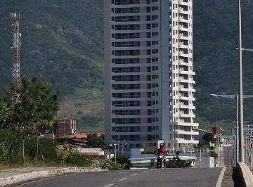 img0 · Apartamento com 3 Quarto(s) e 2 banheiro(s) para Alugar, 87 m² por R$ 1850 / Mês